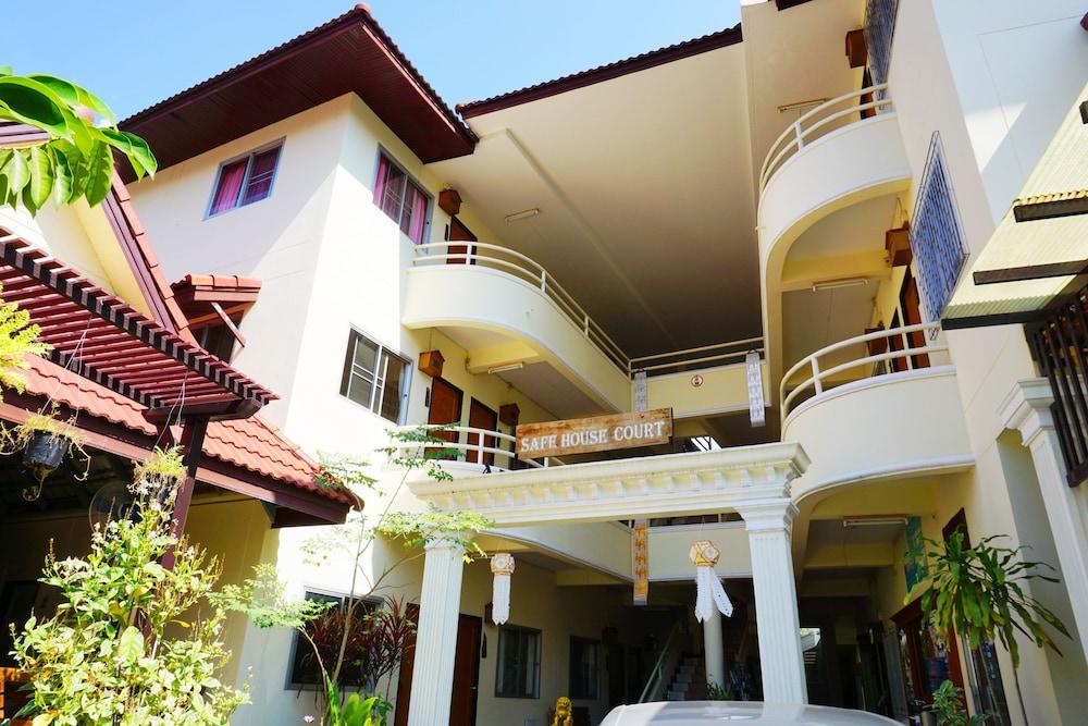 Safe House Court Hotel Chiang Mai Eksteriør billede