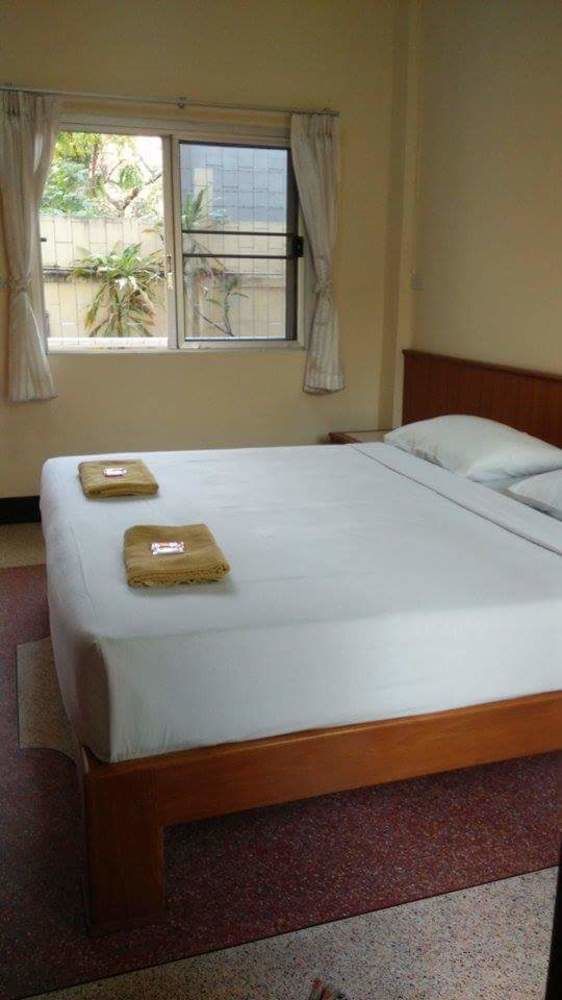 Safe House Court Hotel Chiang Mai Eksteriør billede