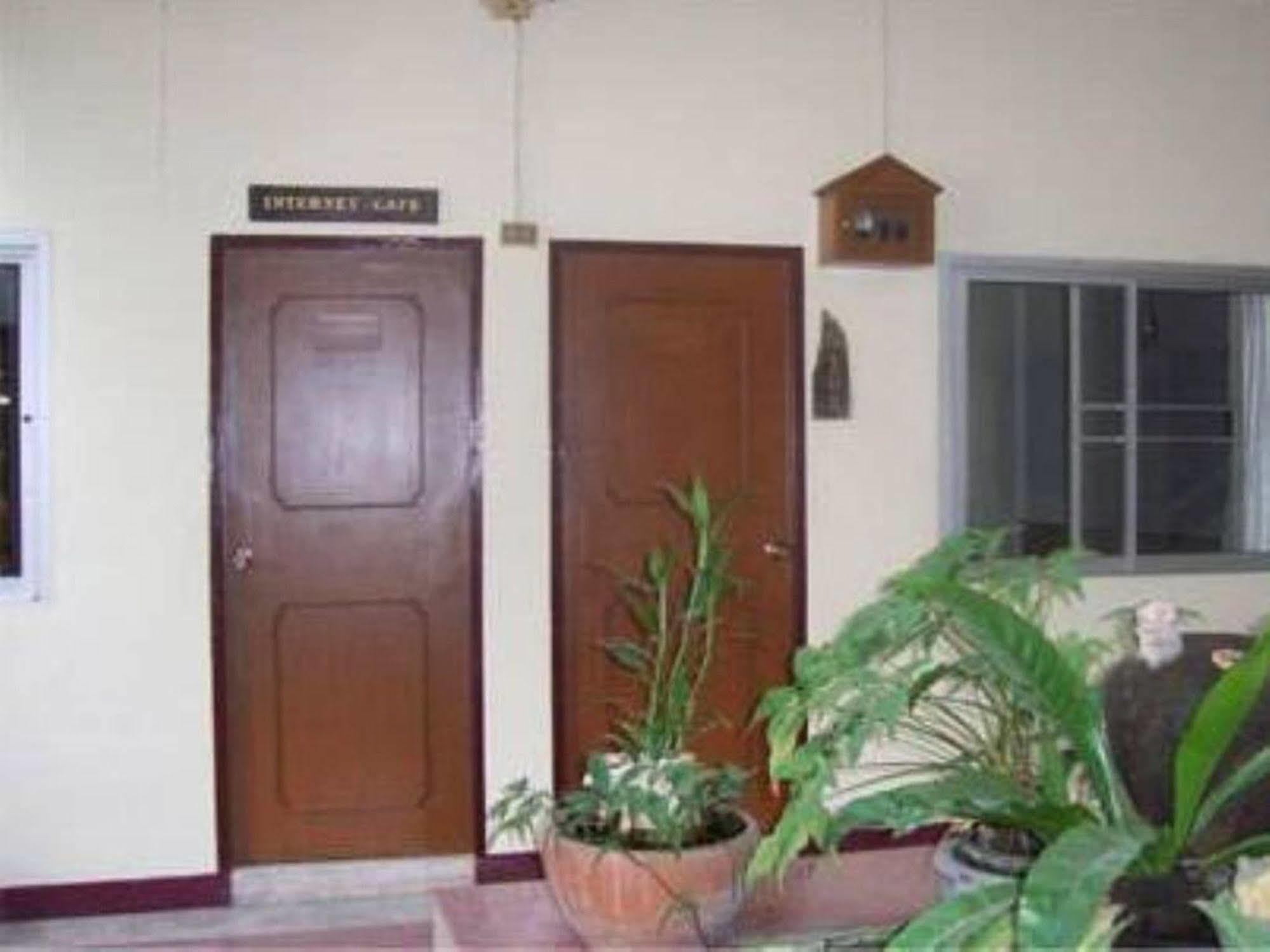 Safe House Court Hotel Chiang Mai Eksteriør billede